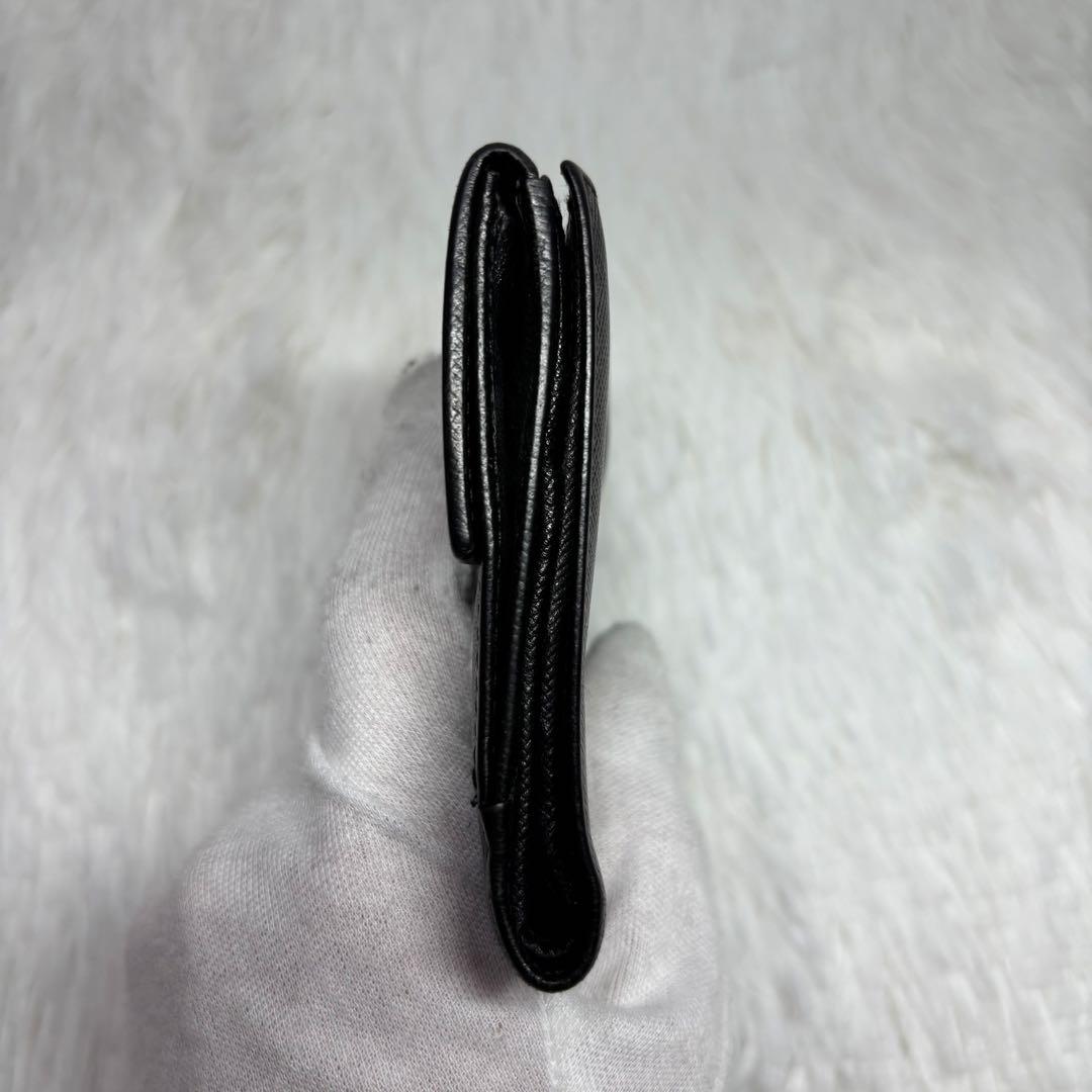 ✨高級✨ プラダ 三角ロゴ サフィアーノ 二つ折り財布 レザー プレート 黒