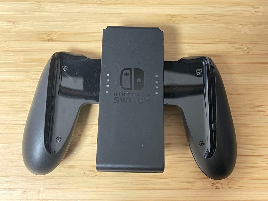 【付属品完備、プロコン、ケース付き】Nintendo Switch 本体 青/赤