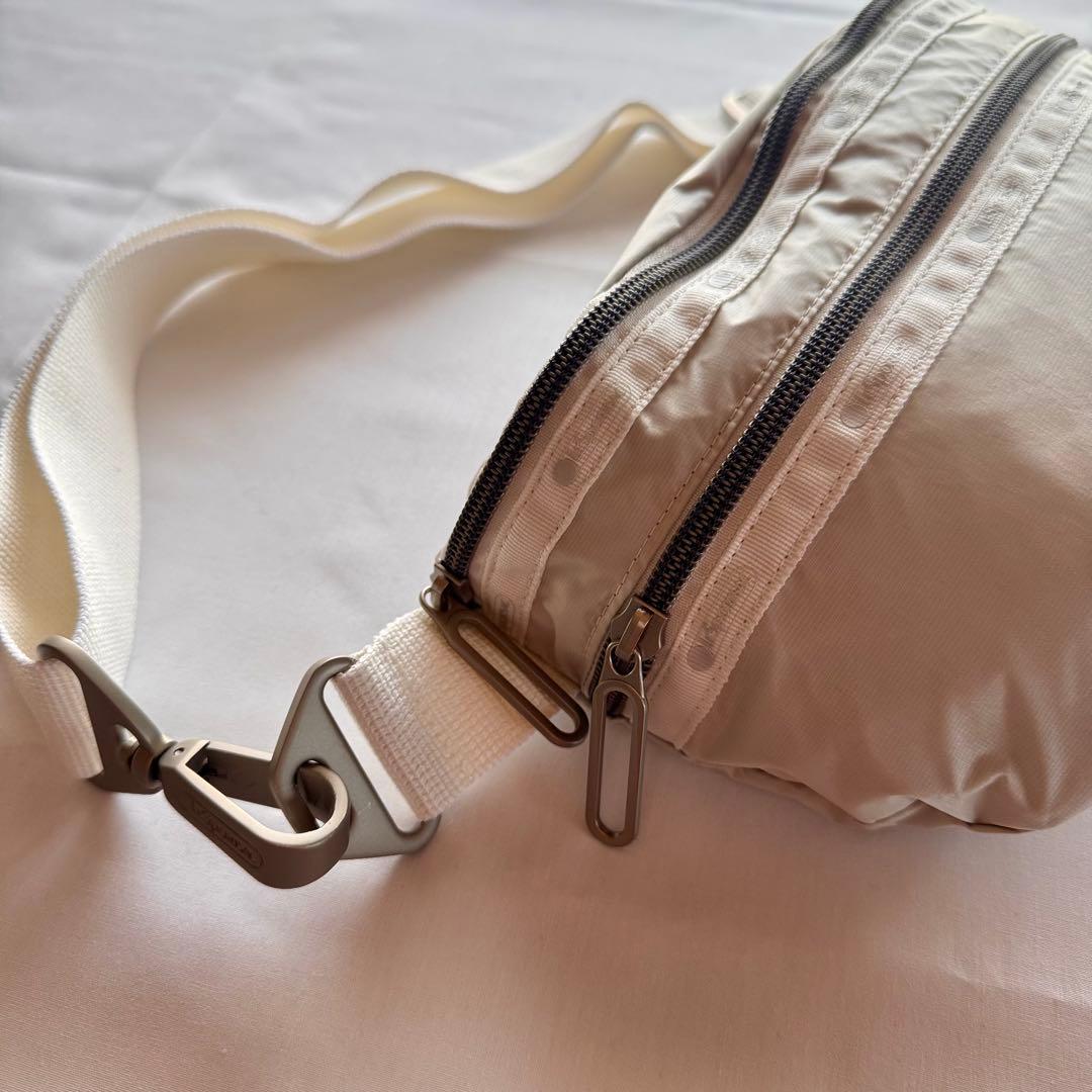 keikeiさま　レスポートサック　エッセンシャルLeSportsac ホワイト