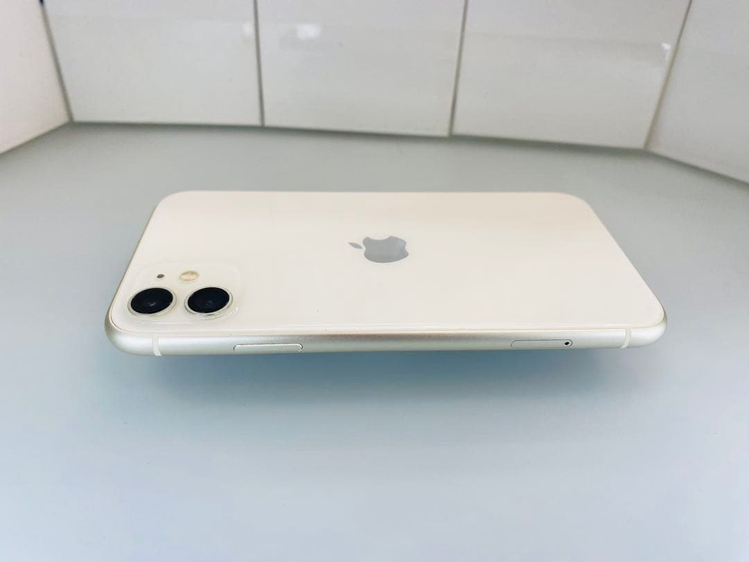 スマートフォン本体 iPhone 11 white 128GB