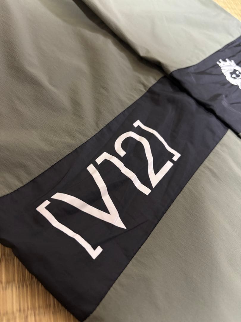 V12 ナイロンパンツ