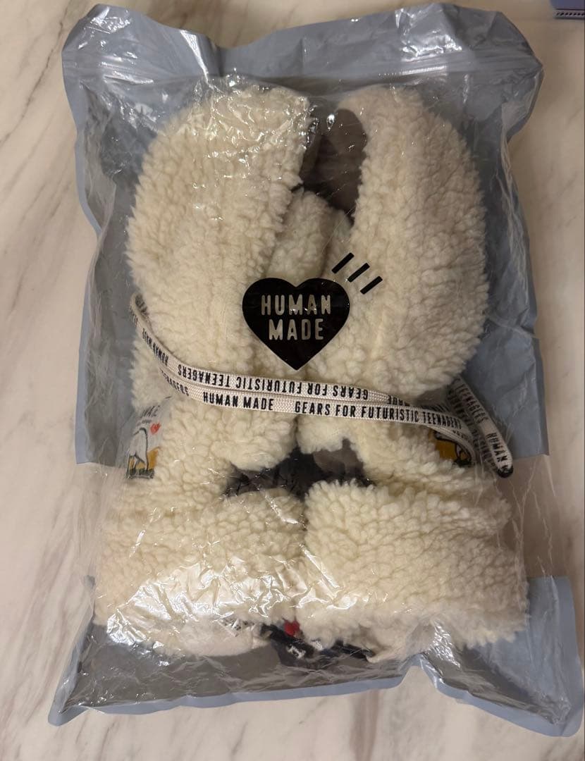 HUMAN MADE 手袋　ミトン ストラップ付き