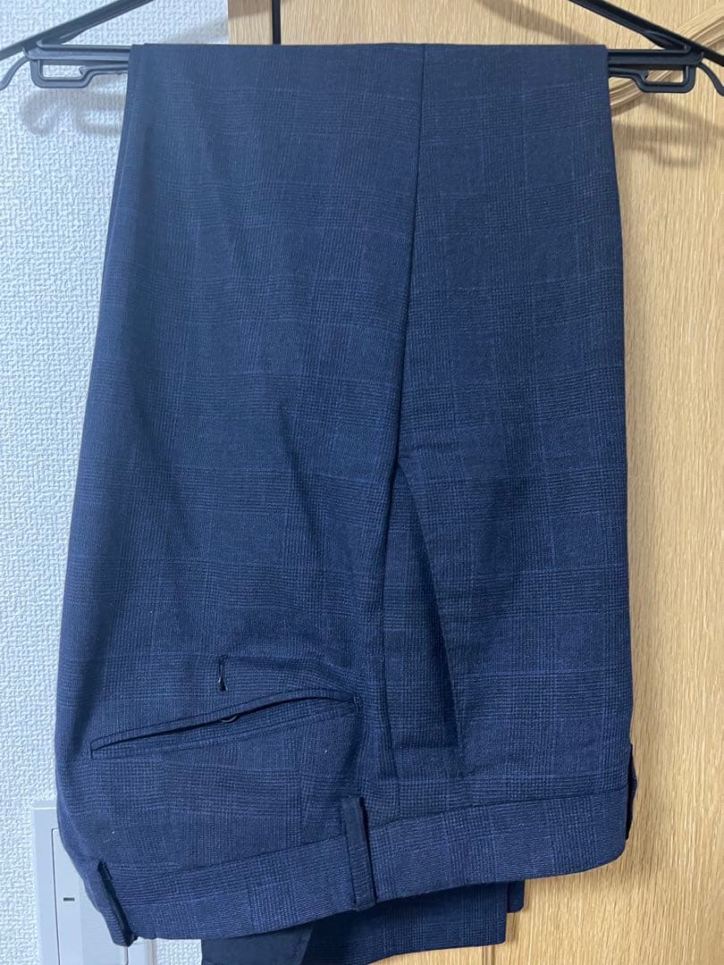 LARDINI ネイビー スーツ