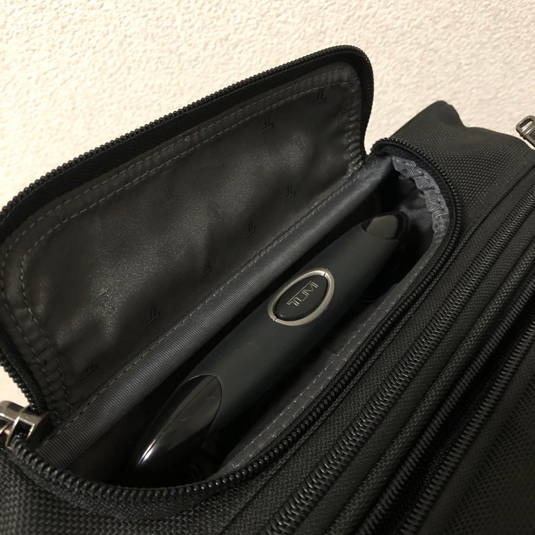 未使用級✨TUMIスーツケース 機内持ち込み可 26103D4 マチ拡張 黒
