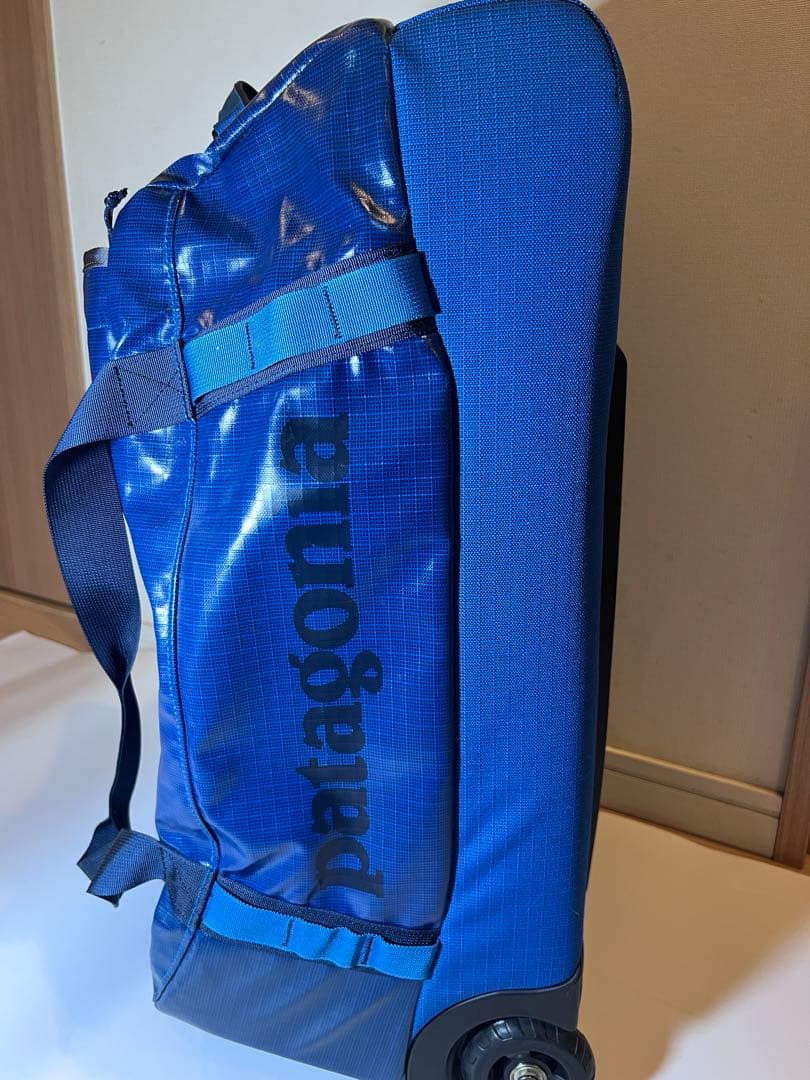 【人気】Patagonia ブラックホール ダッフル 45L 機内持込 ブルー