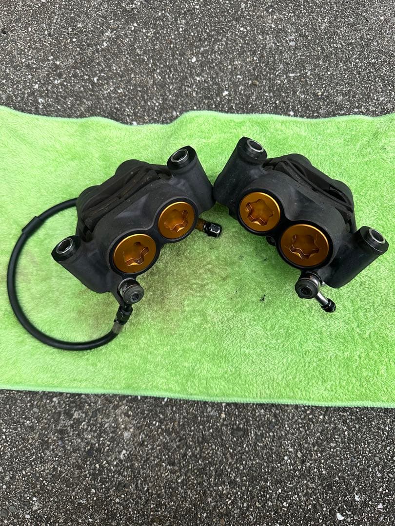 yzf-r6 2006 2c0 純正フロントブレーキキャリパー