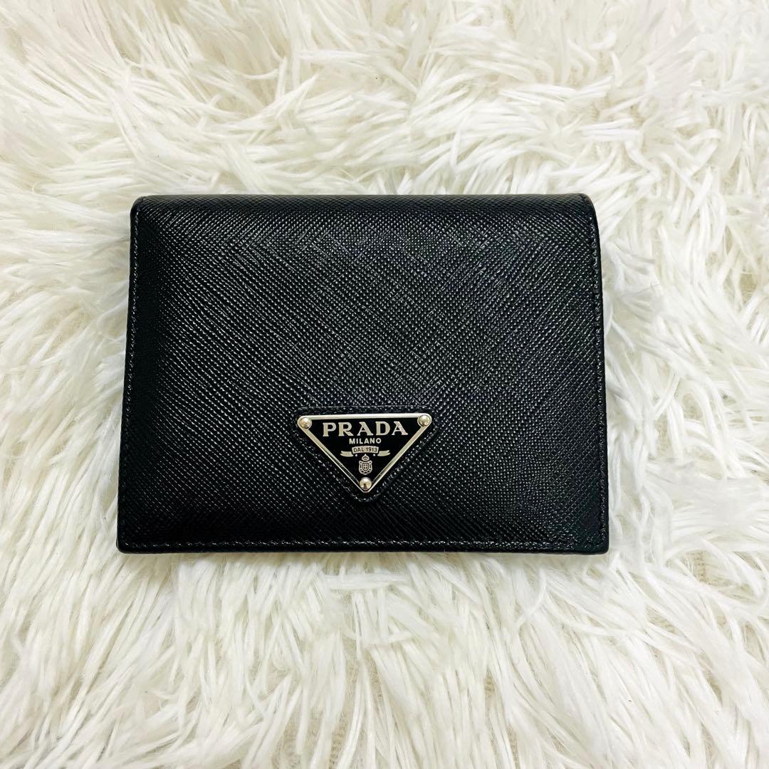 極美✨ 付属完備✨PRADA 二つ折りコンパクト レザー 黒 1MV204