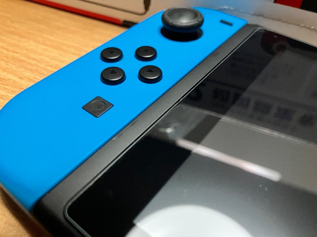 Nintendo Switch 本体 青/赤 保護フィルム付　箱あり