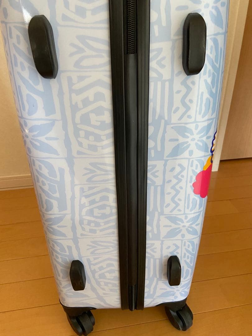 希少！美品！ディズニー　アウラニ　ダッフィー　スーツケース