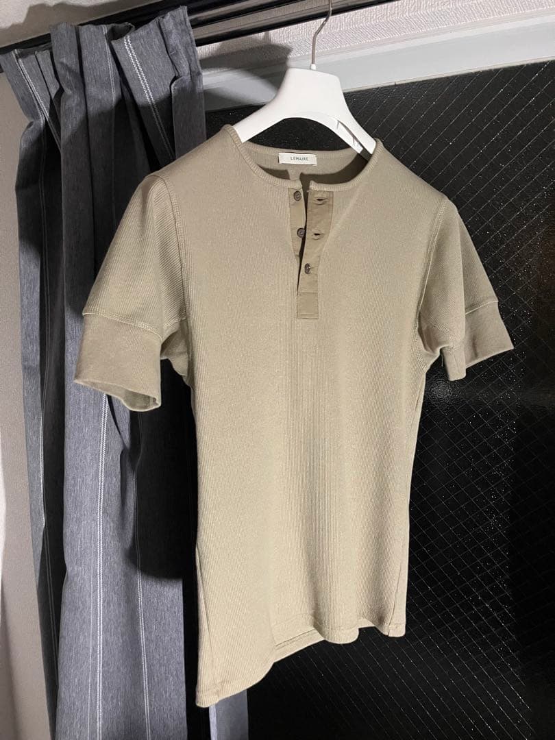 lemaire 26ss コットンリネンヘンリーネックリブT