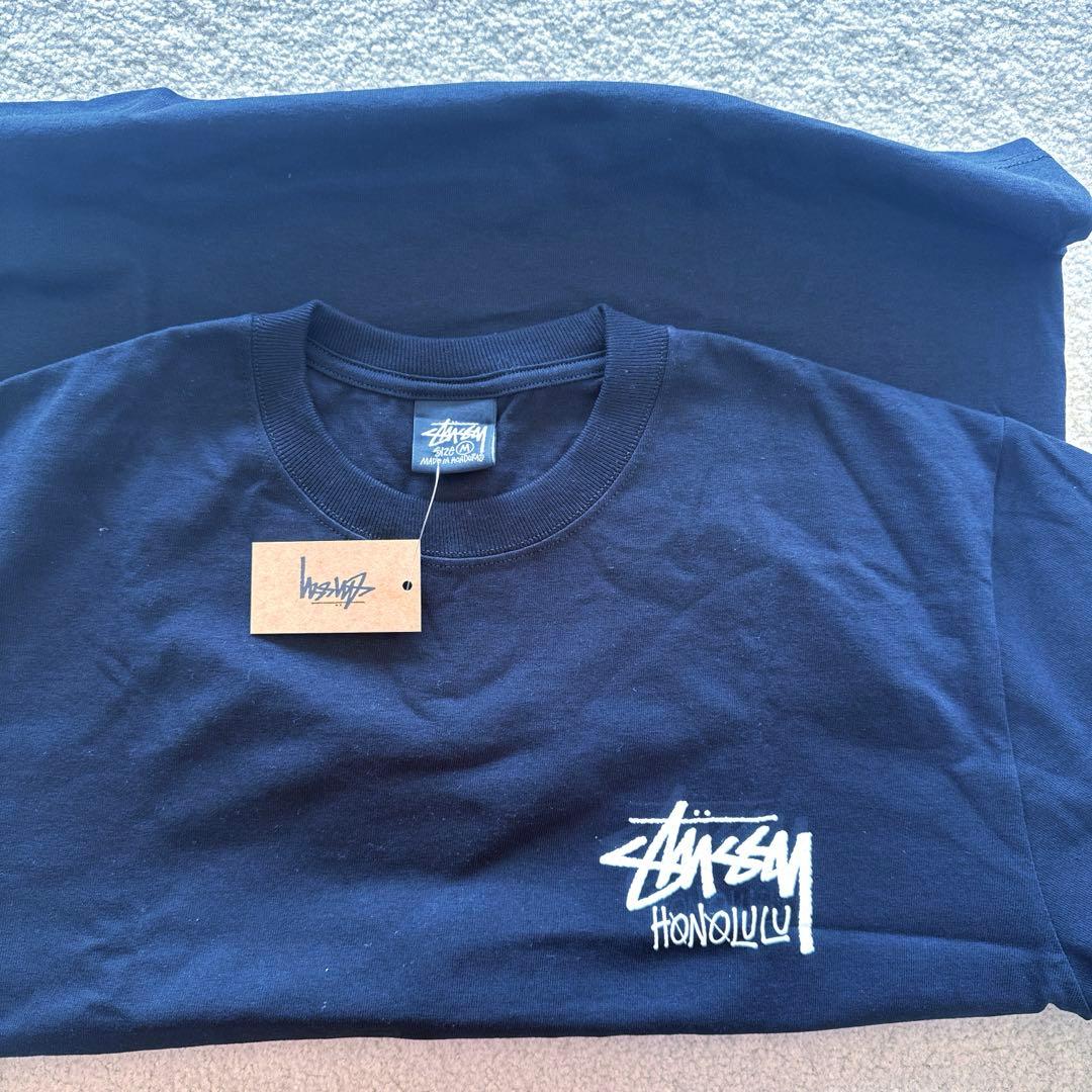 ♡新品未使用タグ付♡ワイキキ限定正規店購入♡Stussy ブラック TシャツM