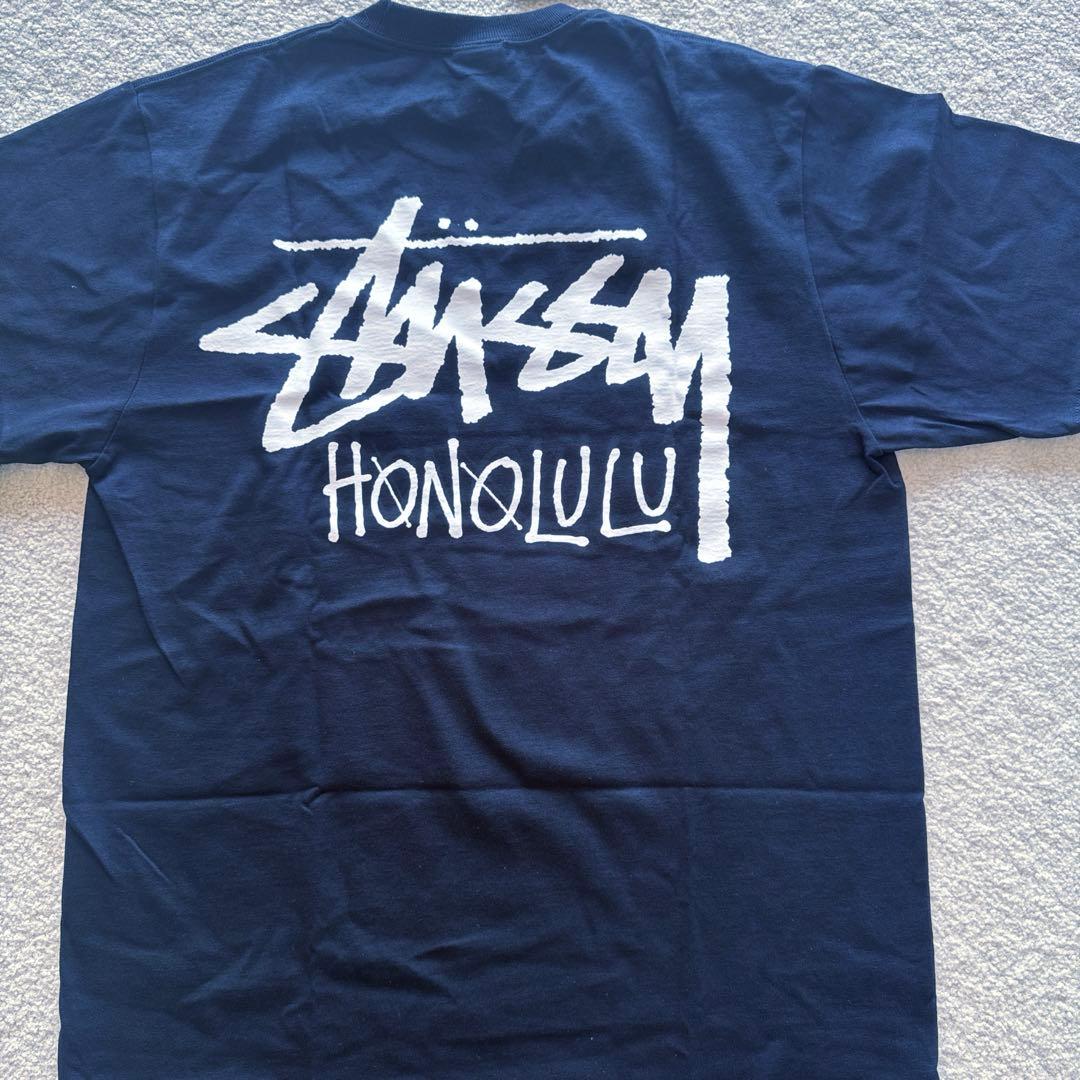 ♡新品未使用タグ付♡ワイキキ限定正規店購入♡Stussy ブラック TシャツM