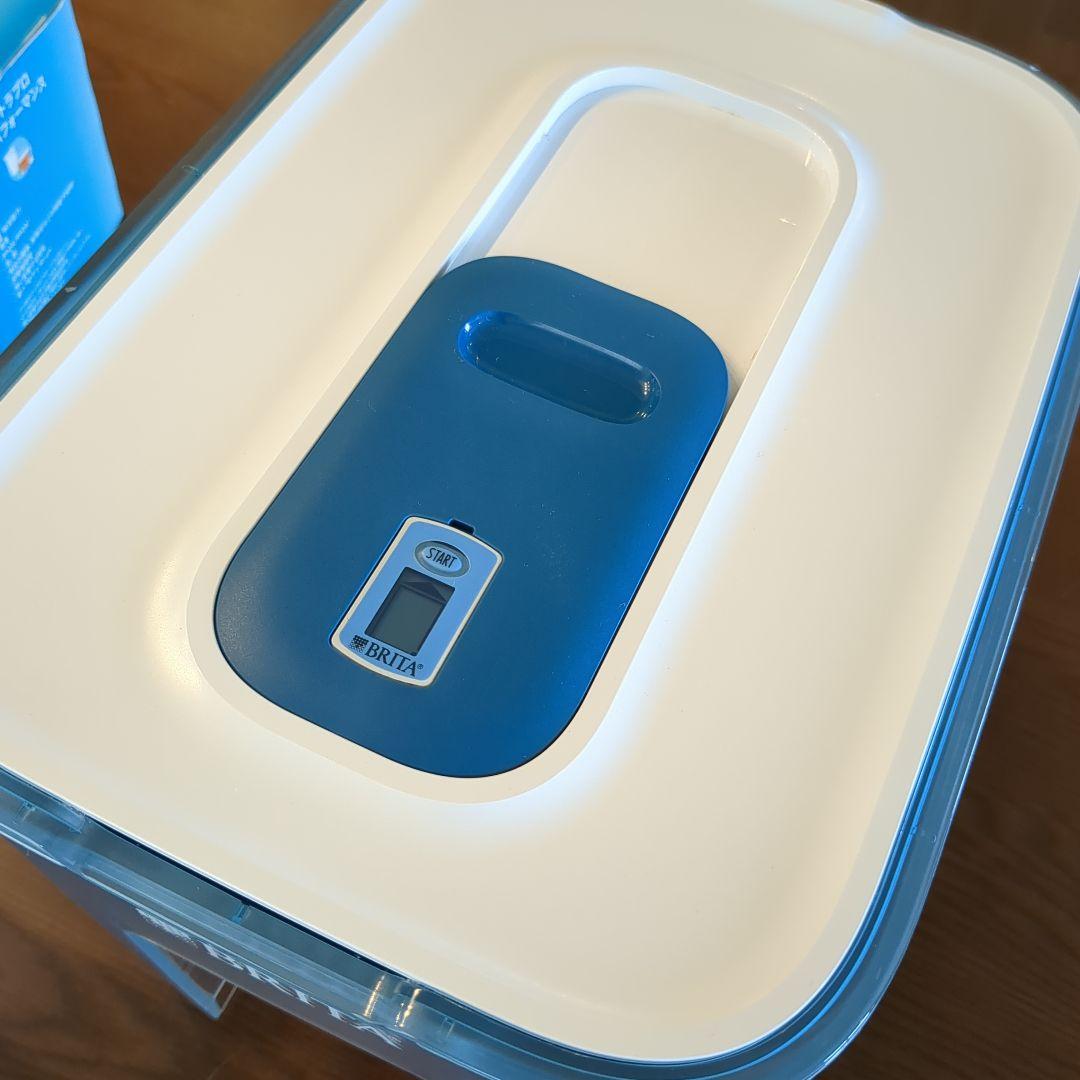 BRITA Flow 本体＋正規カートリッジ4個＋互換4個セット 蛇口付ブリタ