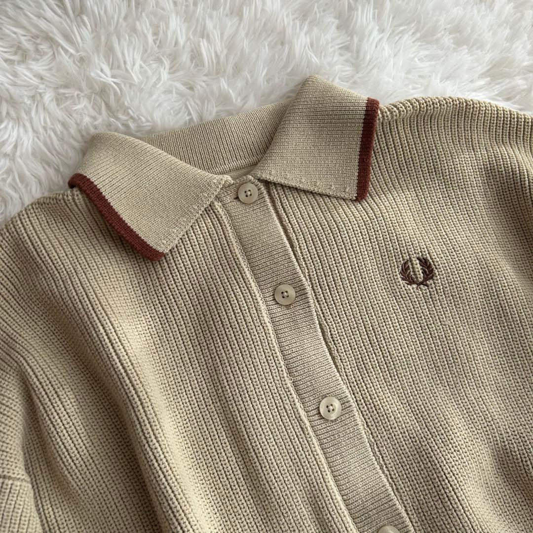 定価2.6万円✨️完売 FRED PERRY 別注 ニットカーディガン ロゴ刺繍