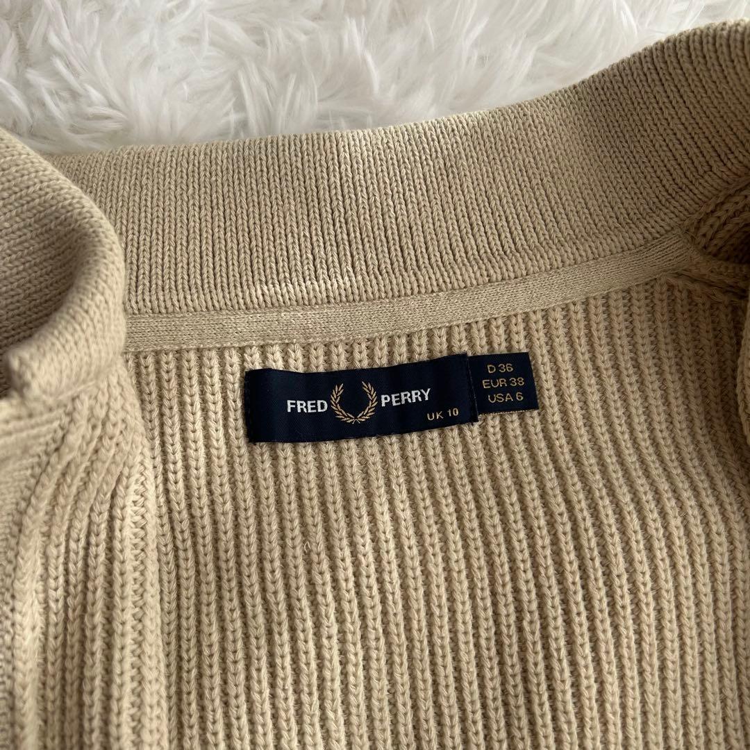 定価2.6万円✨️完売 FRED PERRY 別注 ニットカーディガン ロゴ刺繍
