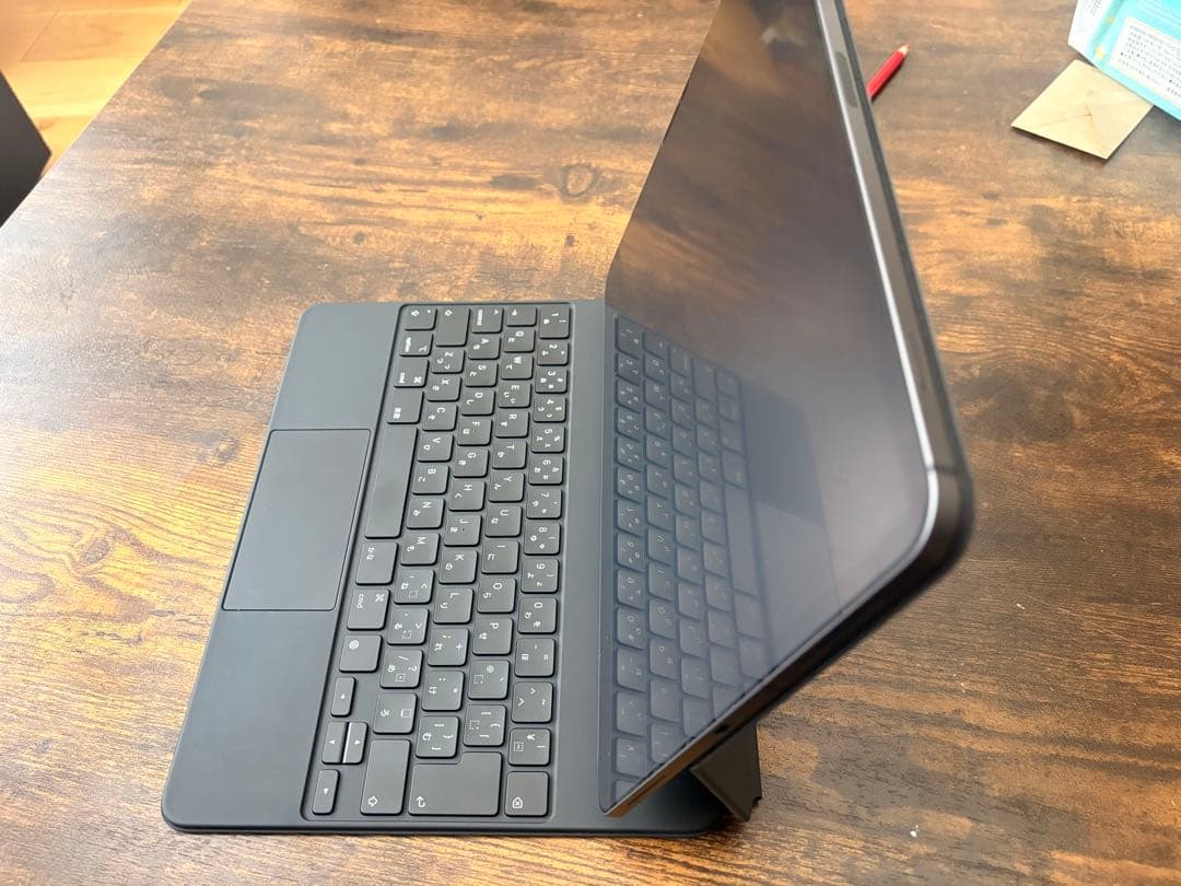 iPad pro 第4世代 12.9インチ Magic Keyboard