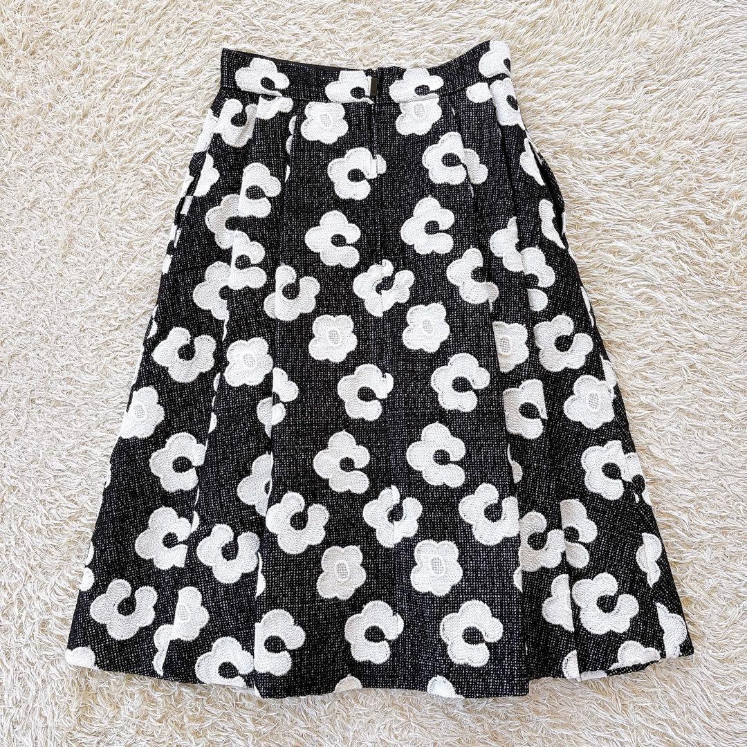 タグ付✨13,2万 Rene 2023 フラワー刺繍タックスカート 36 白×黒