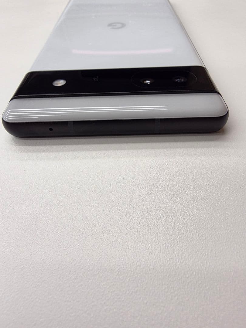 Google Pixel 6a 本体 ホワイト ひび割れあり