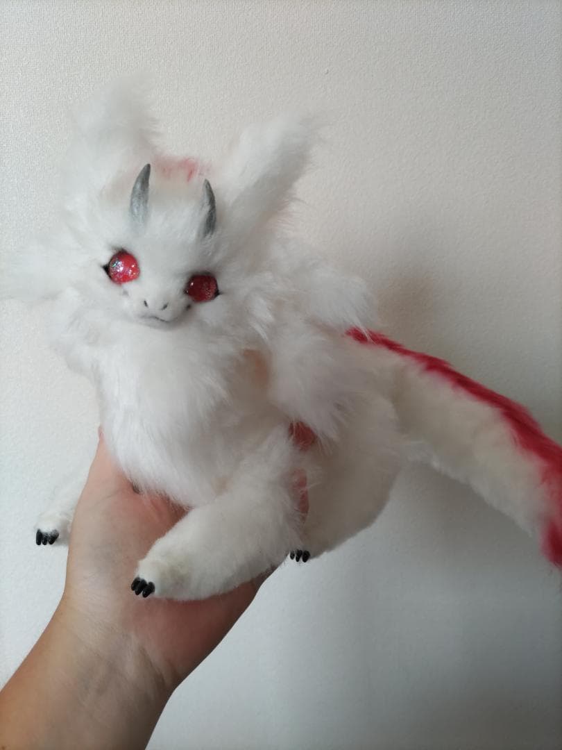 アートドール　ドラゴン　龍　幻獣　作家様　ぬいぐるみ　白龍
