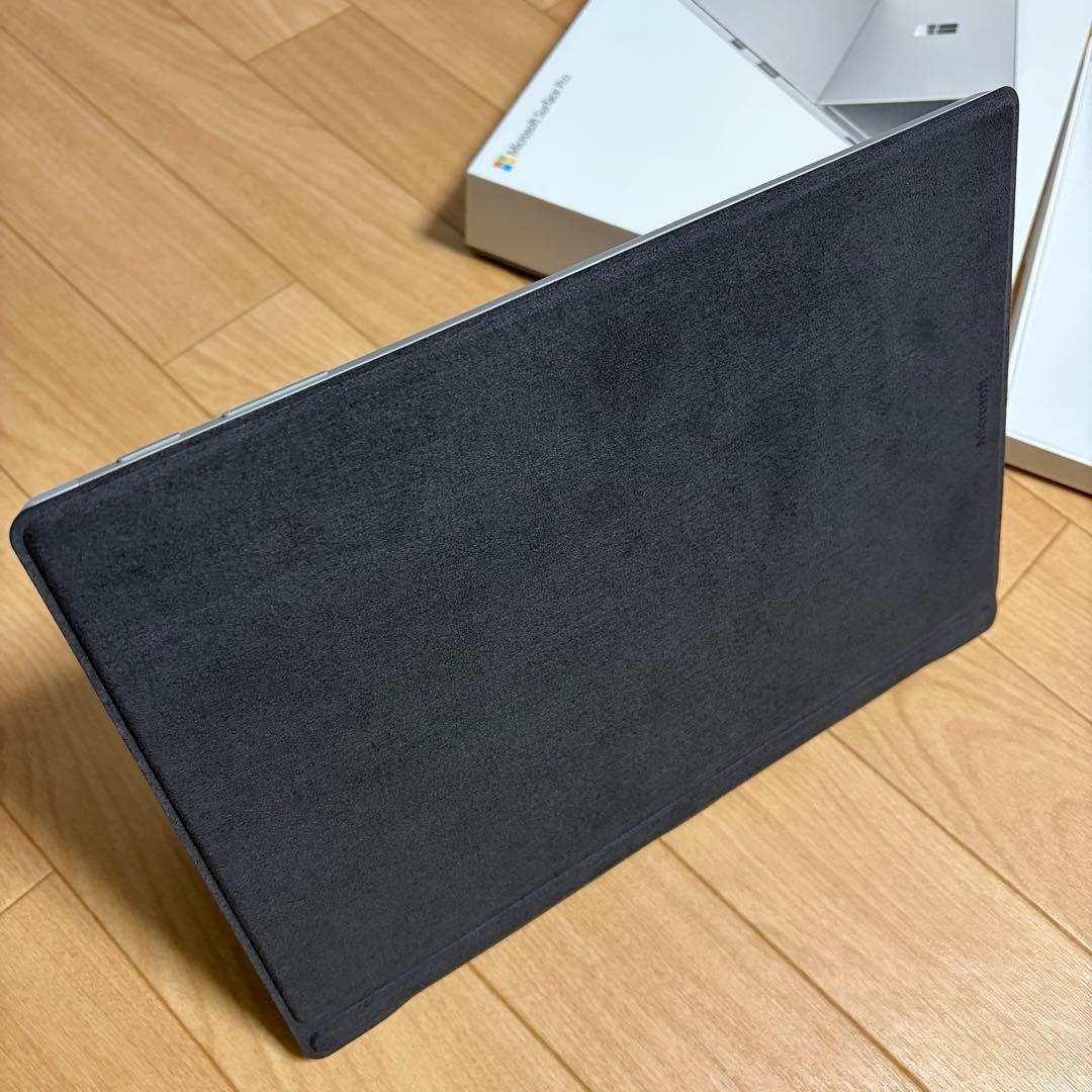 【極美品】Surface Pro6 RAM 8GB 128GB SSD 正規品