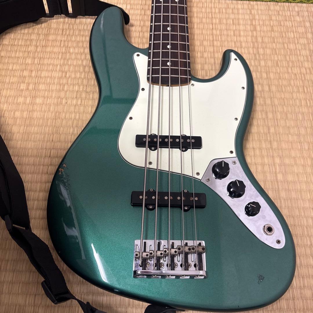 Fender Hybrid 60s jazz bass V 5弦ベース