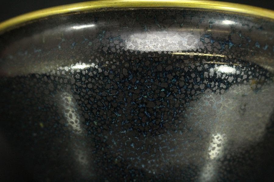 茶道具 京焼 万代草山造 金彩油滴天目茶碗 抹茶碗 八十本立 茶筅付 美品768