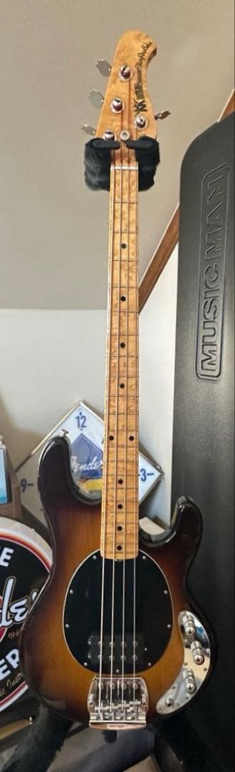 ベース MUSIC MAN / Classic StingRay