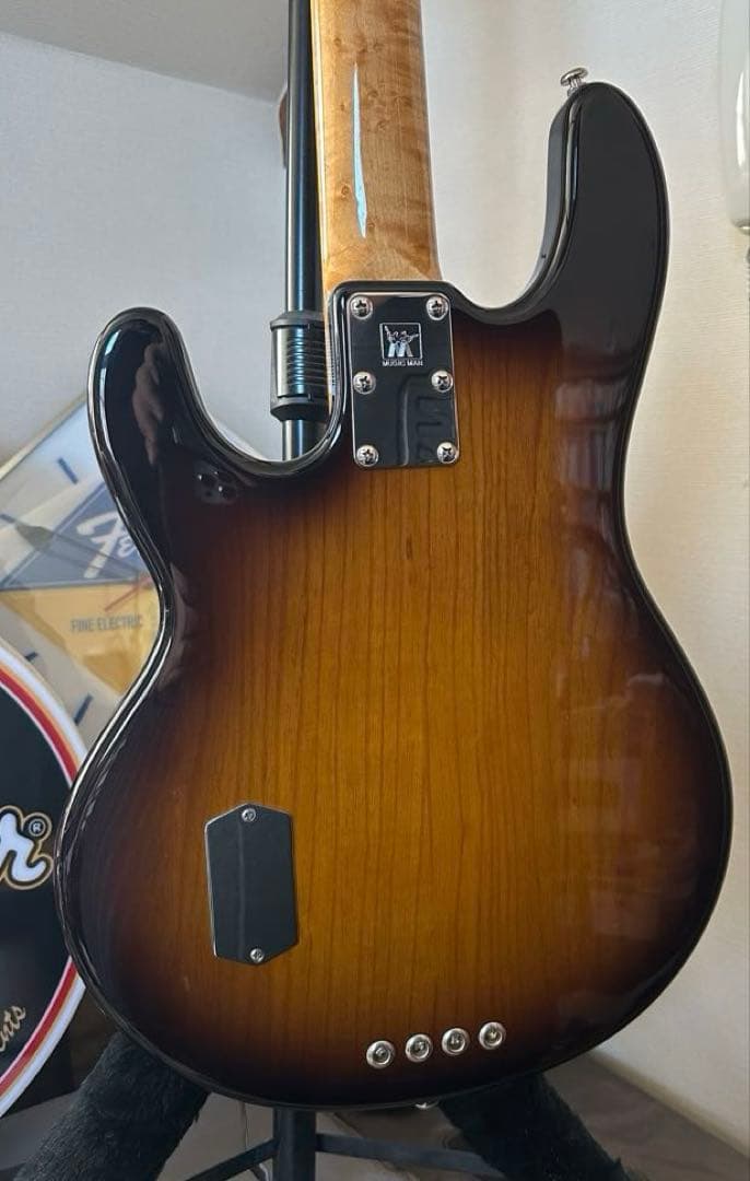 ベース MUSIC MAN / Classic StingRay