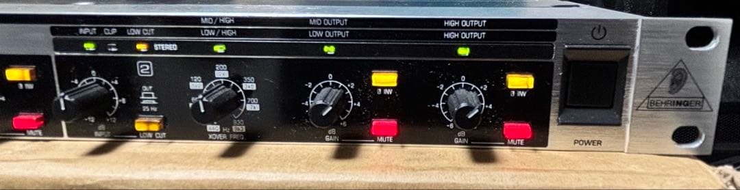 A*o様 Behringer チャンネルディバイダー SUPER-X PRO C