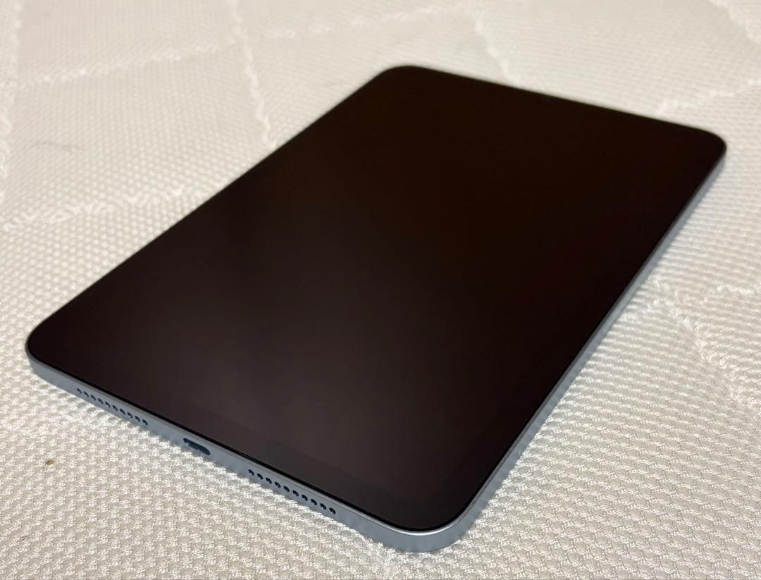 【期間限定】iPadmini(第7世代)/キーボードケース新品付き 極美品！