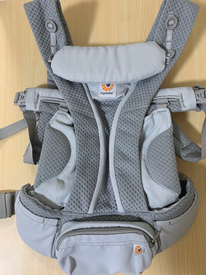 【超美品‼️】エルゴベビー ErgoBaby オムニブリーズ　パールグレー