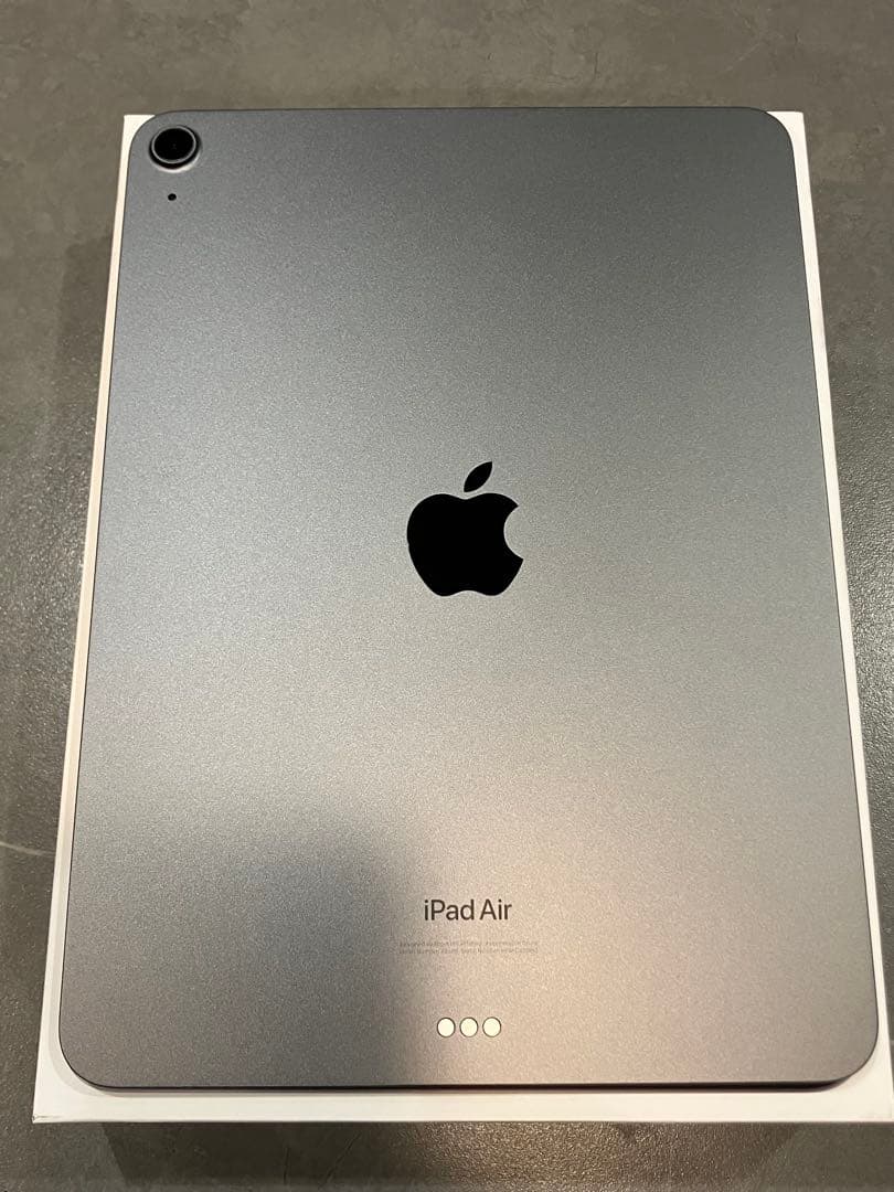 【極美品バッテリー99%】Apple iPad Air5 10.9インチおまけ付