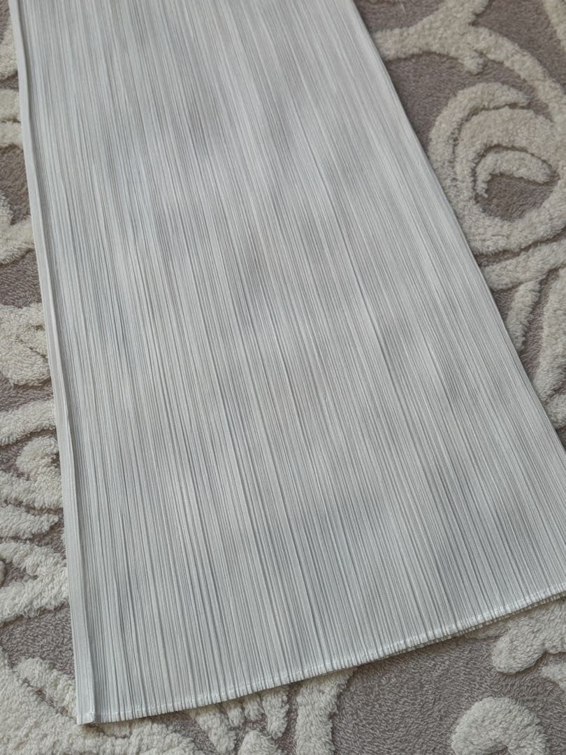 ISSEY MIYAKE PLEATS PLEASE ロングスカート 白