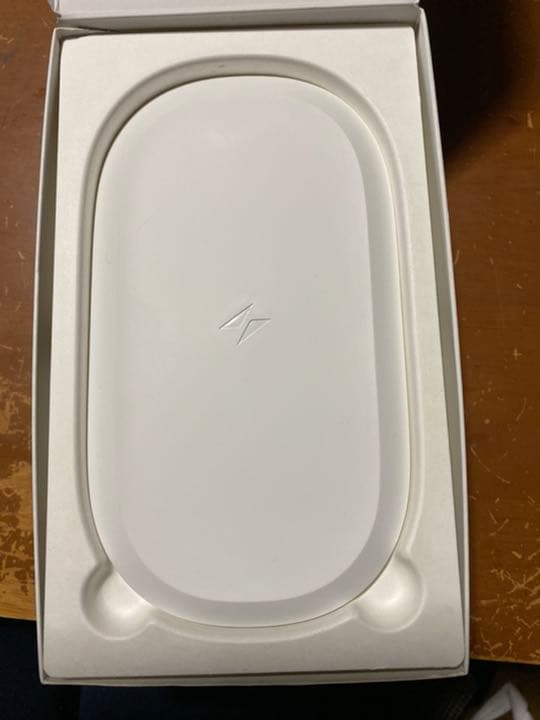 iPhone11max pro 純正ワイヤレス充電器