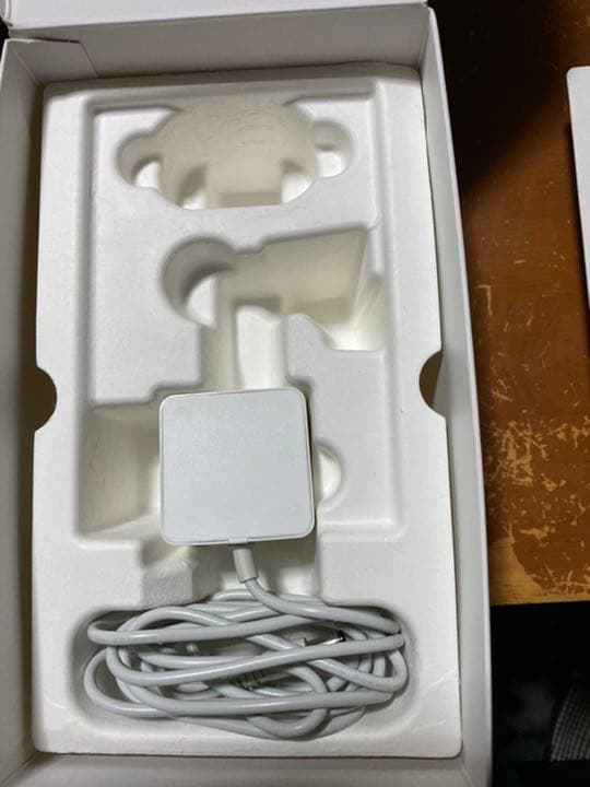 iPhone11max pro 純正ワイヤレス充電器