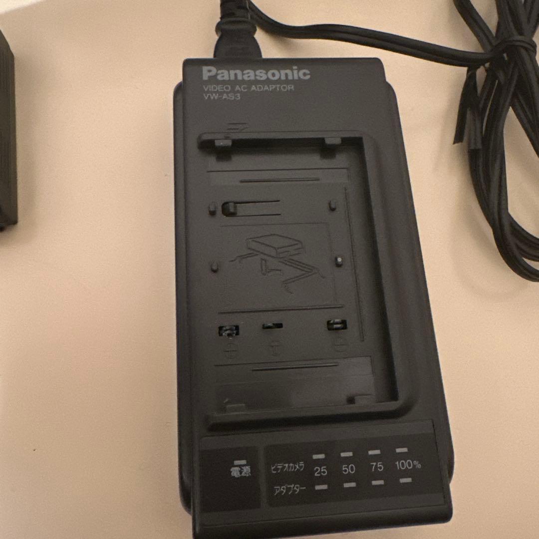 Panasonic NV-S10 VHS-C ビデオカメラ