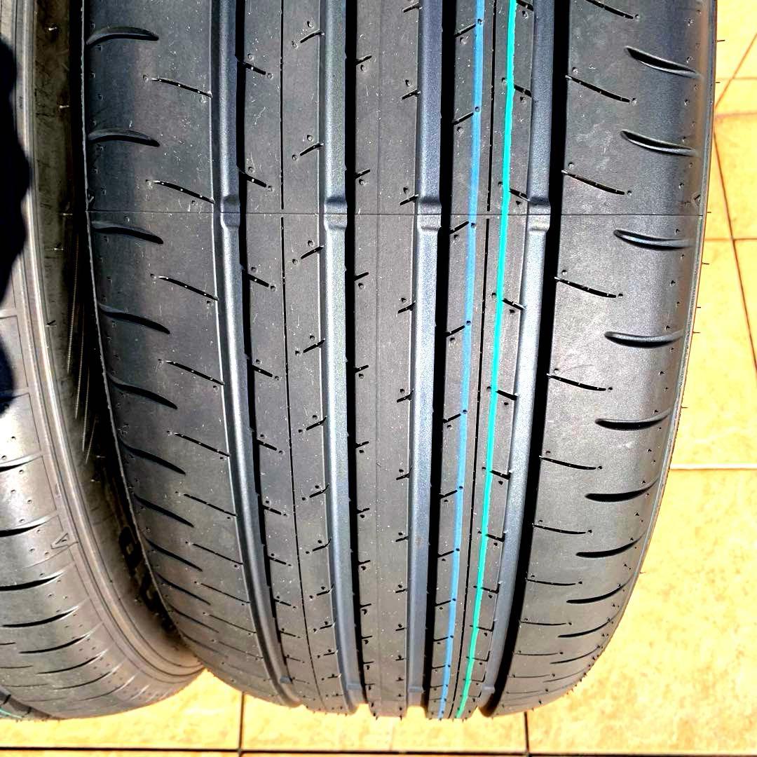 「bZ4X純正 20インチタイヤ 新車外し 235/50R20 4本」ダンロップ