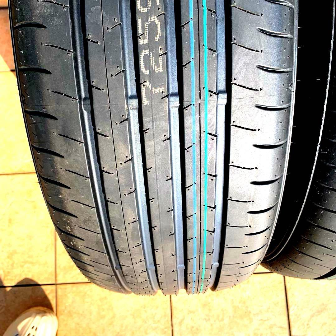 「bZ4X純正 20インチタイヤ 新車外し 235/50R20 4本」ダンロップ