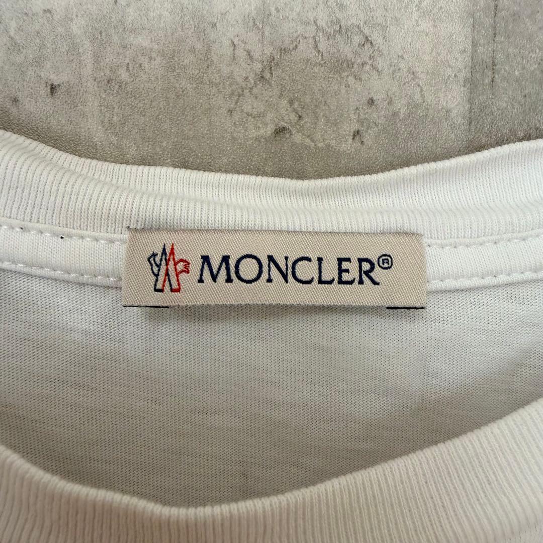 # MONCLER モンクレール　ロゴ入り ホワイト 半袖Tシャツ　トップス