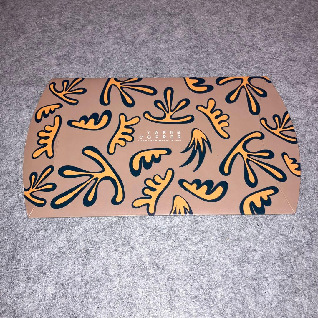 美品　未使用品　YARN&COPPER. ウール100% ストール　日本製箱付き