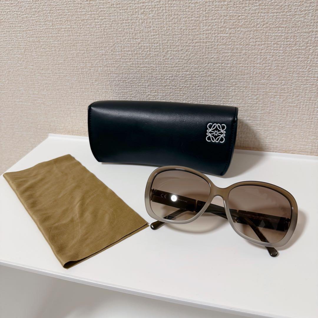 美品 LOEWE サングラス SLW937 オーバル 茶 アナグラム ケース付