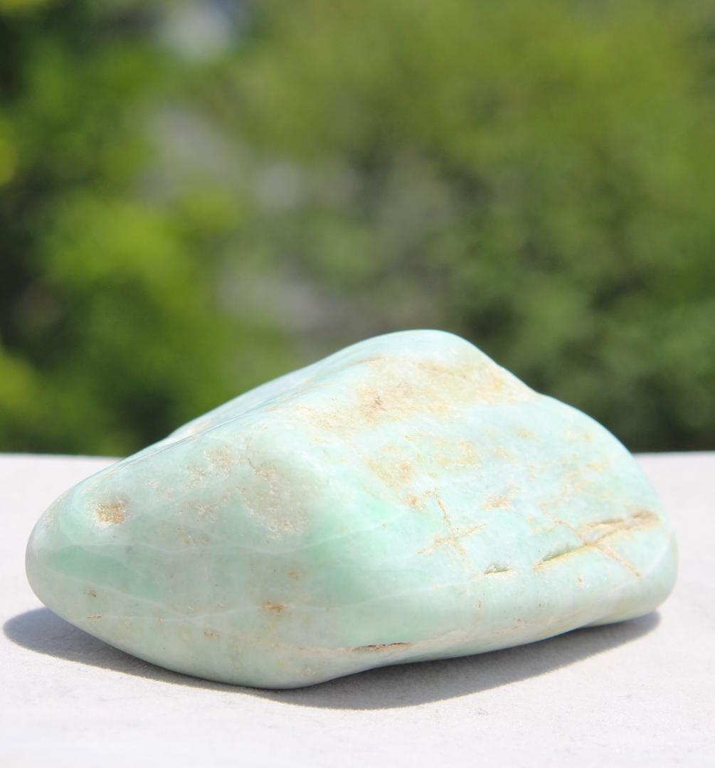 miki ［緑の美翡翠］糸魚川翡翠 原石 216.2g