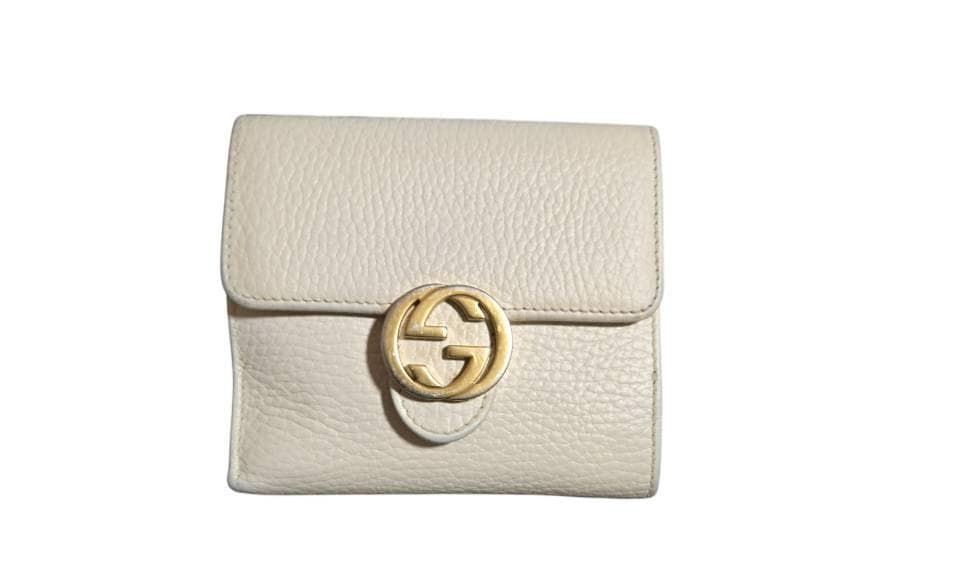 GUCCI インターロッキング　財布　白