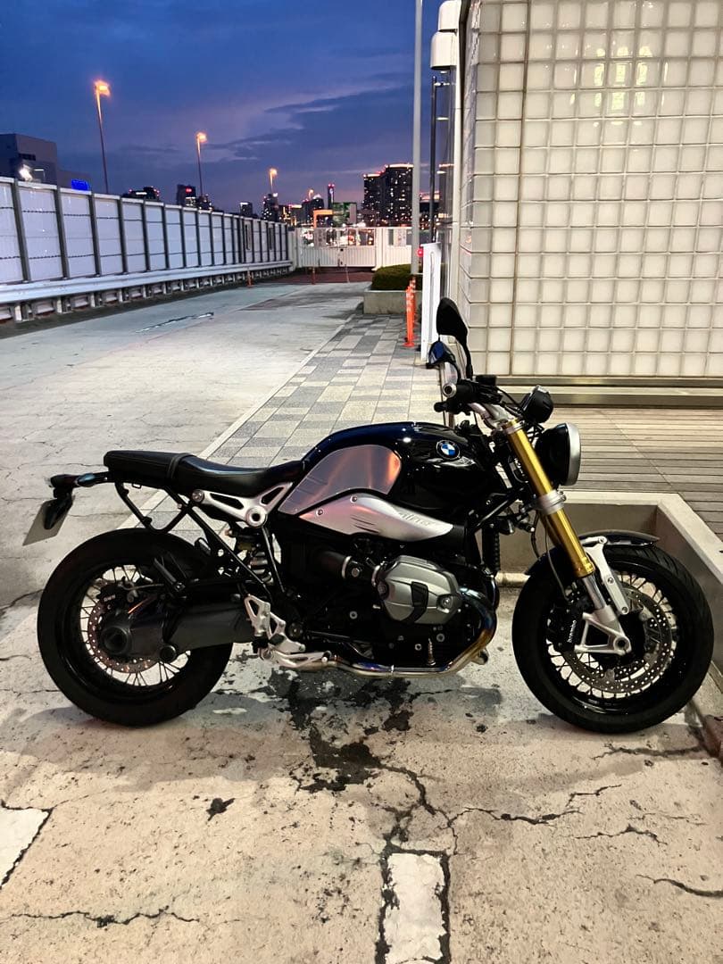  RnineT 純正シートセット