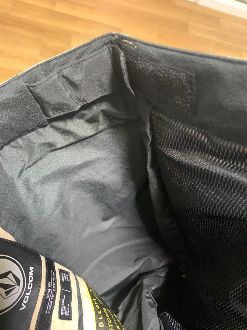 Volcom スノーボードパンツ ゴアテックス　 ボルコム