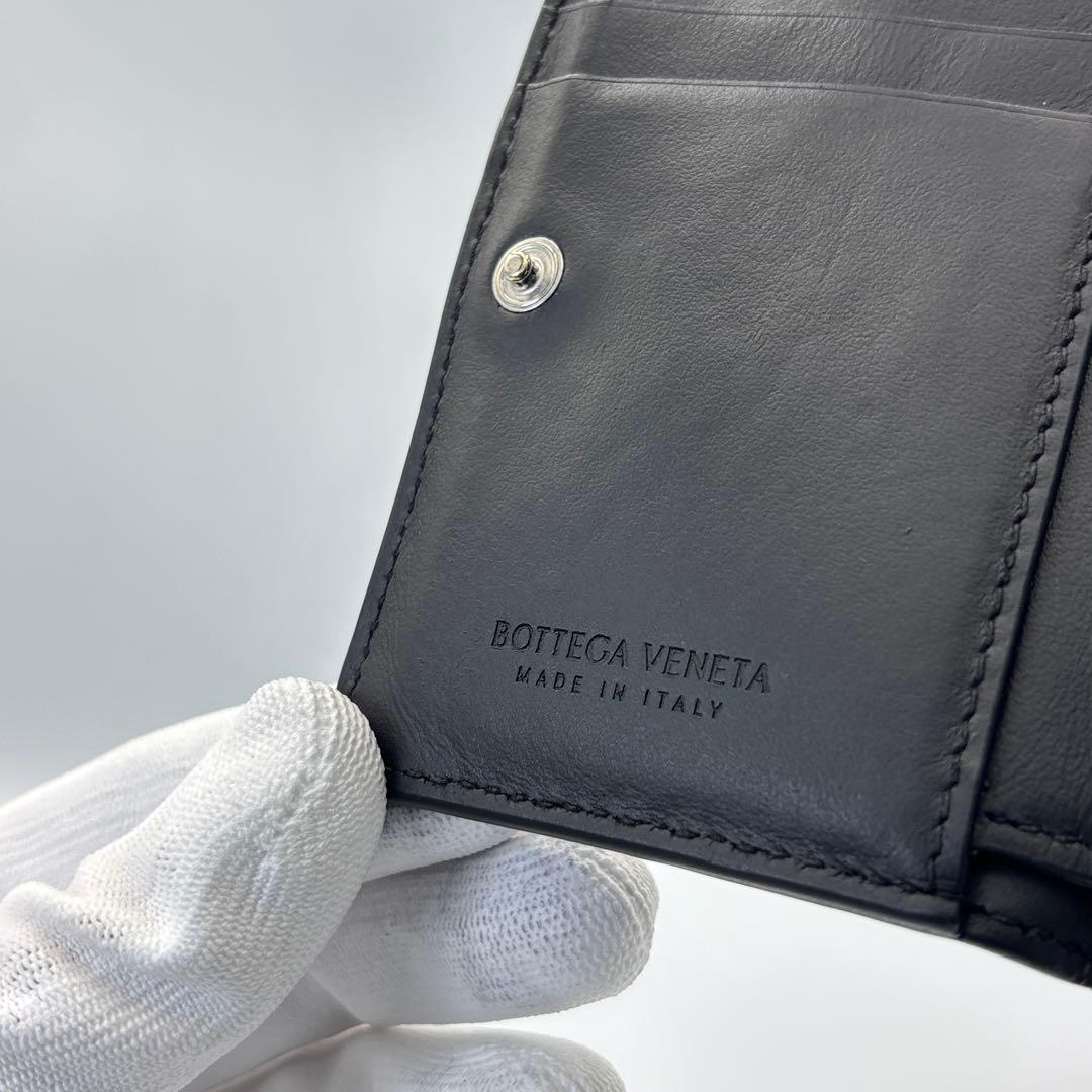 BOTTEGA VENETA 財布 2つ折り イントレチャート 黒
