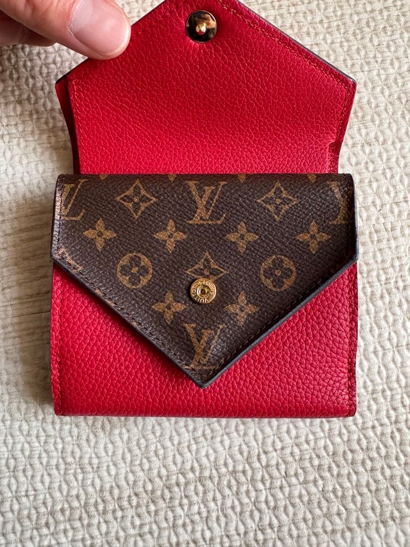LOUIS VUITTON ルイヴィトン 財布 ドゥブルV コンパクト