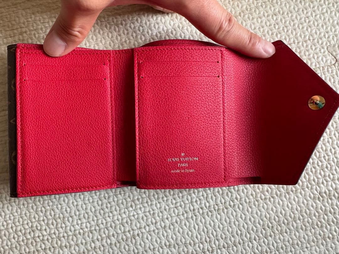 LOUIS VUITTON ルイヴィトン 財布 ドゥブルV コンパクト