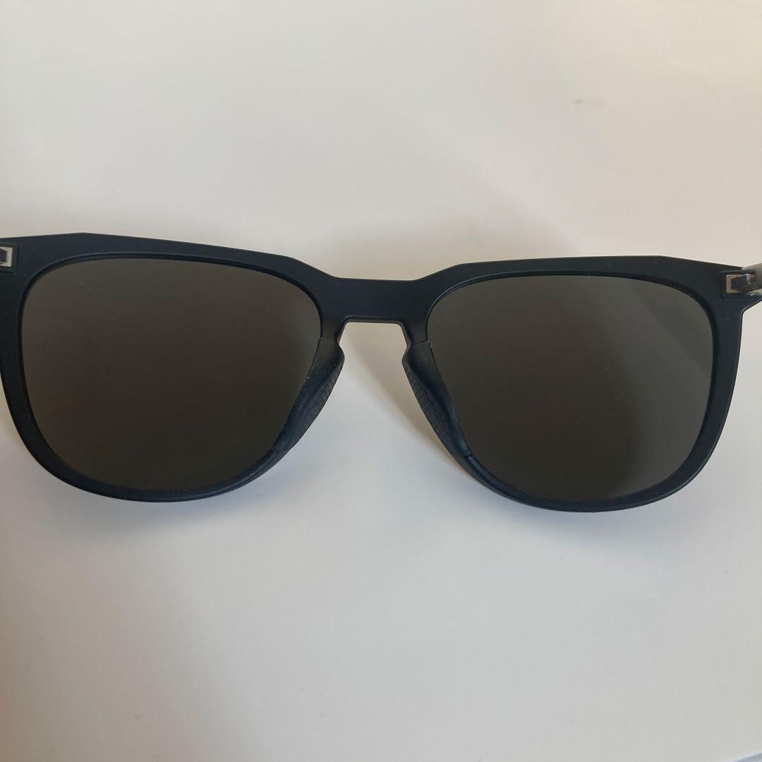 OakleyオークリーサングラスThursoモデル型番：OO9286A-0254