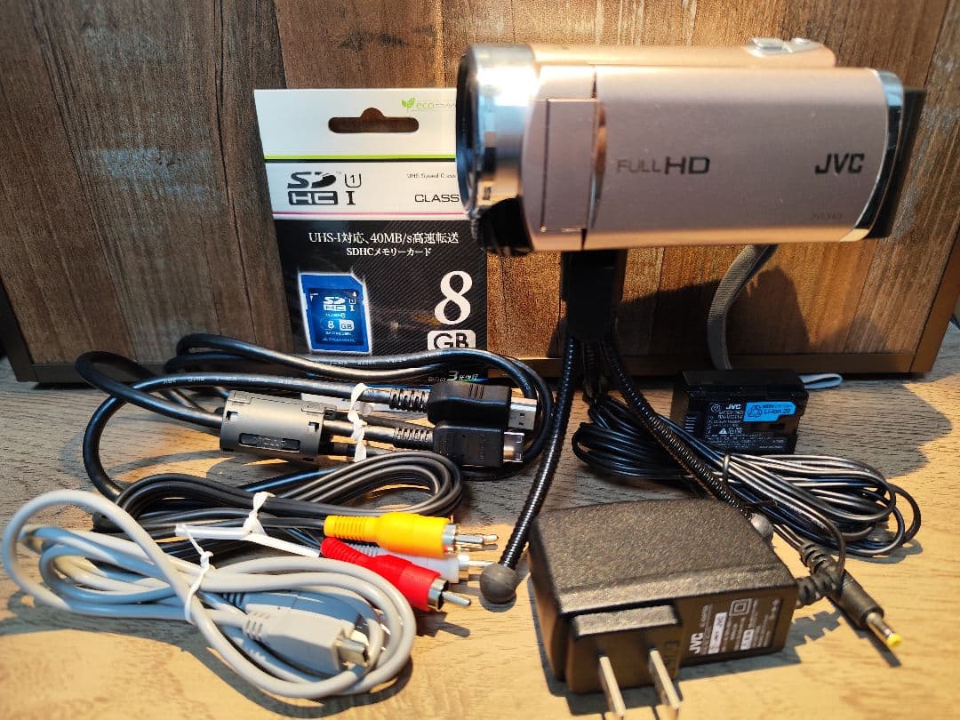 【美品】JVC GZ-E265-N フルHDビデオカメラ